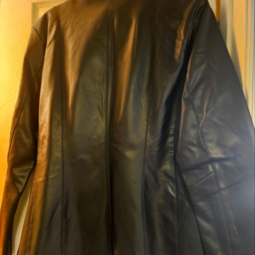 Womens Jacket - Picture 2 of 6